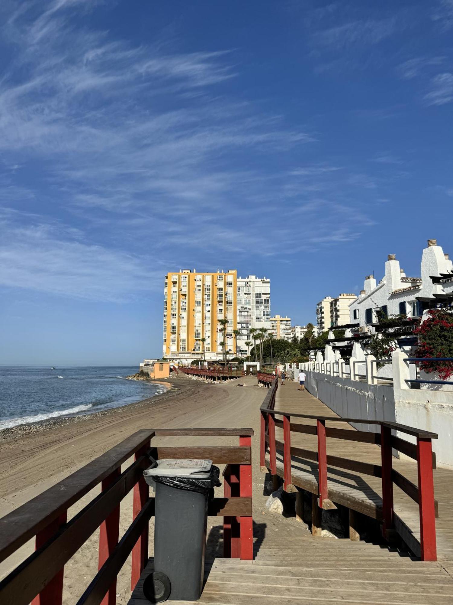 Beachfront Studio ,The View Calahonda, Panoramic Sea Views Sitio de Calahonda المظهر الخارجي الصورة